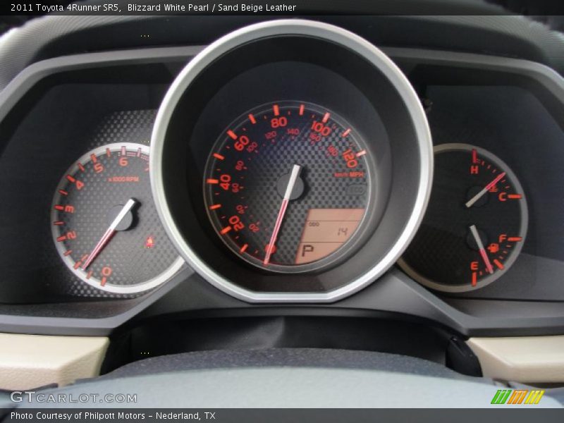 Blizzard White Pearl / Sand Beige Leather 2011 Toyota 4Runner SR5