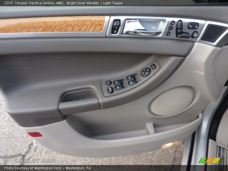 Door Panel of 2005 Pacifica Limited AWD