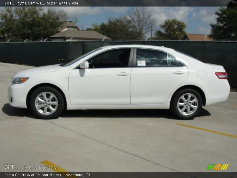 Super White / Ash 2011 Toyota Camry LE