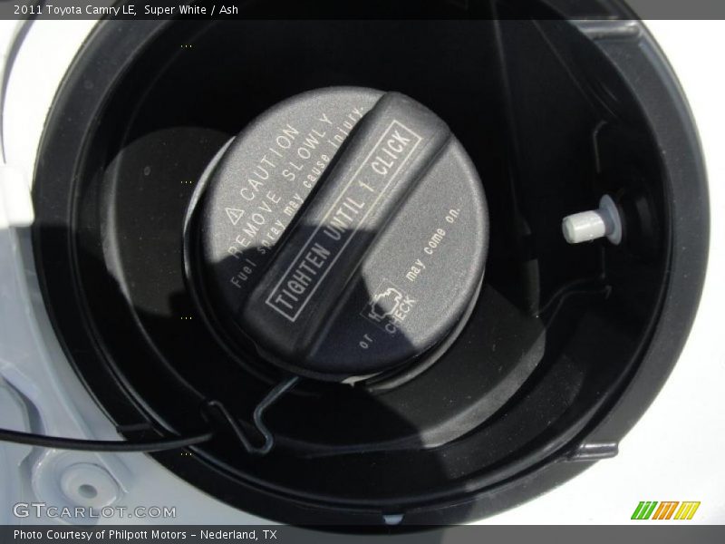 Super White / Ash 2011 Toyota Camry LE