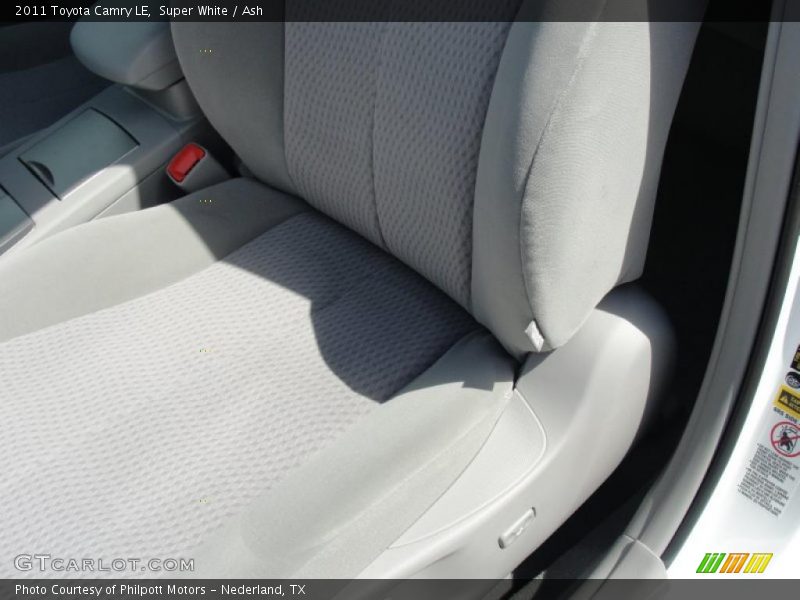Super White / Ash 2011 Toyota Camry LE