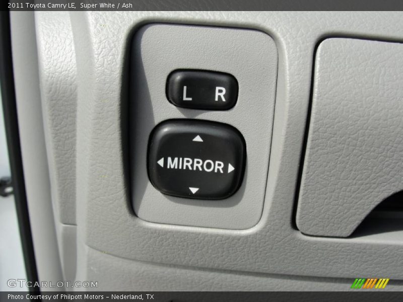 Super White / Ash 2011 Toyota Camry LE