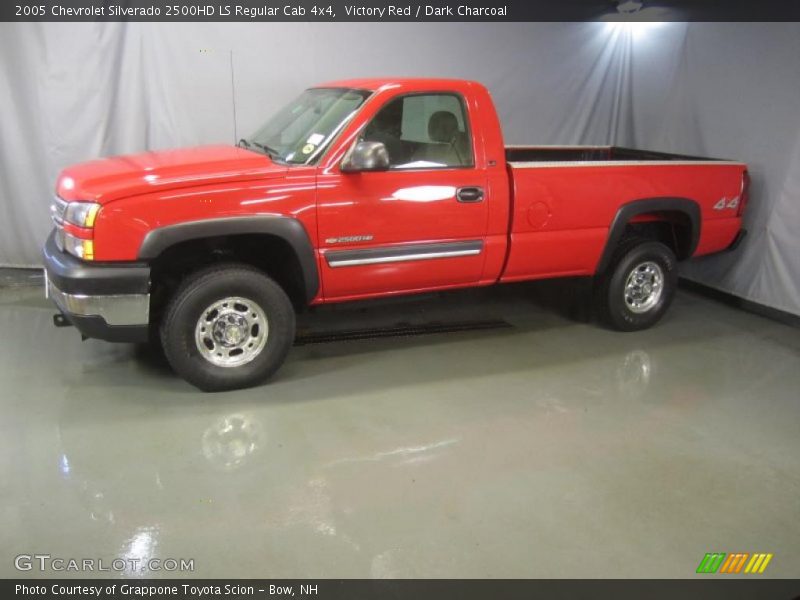 Victory Red / Dark Charcoal 2005 Chevrolet Silverado 2500HD LS Regular Cab 4x4