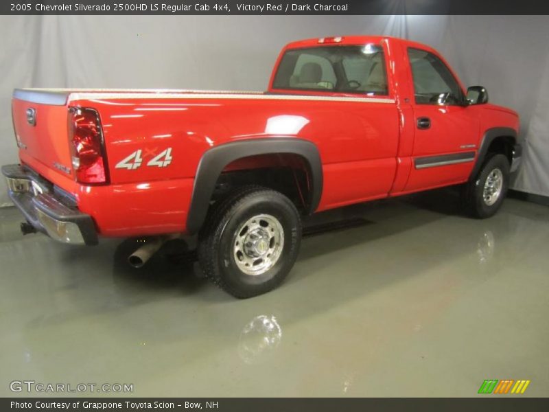 Victory Red / Dark Charcoal 2005 Chevrolet Silverado 2500HD LS Regular Cab 4x4