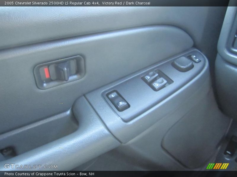 Victory Red / Dark Charcoal 2005 Chevrolet Silverado 2500HD LS Regular Cab 4x4
