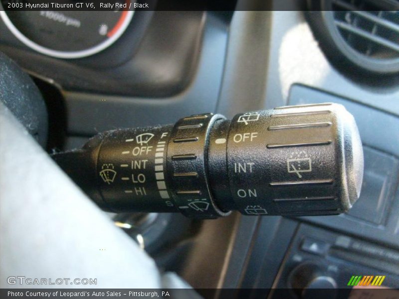 Controls of 2003 Tiburon GT V6