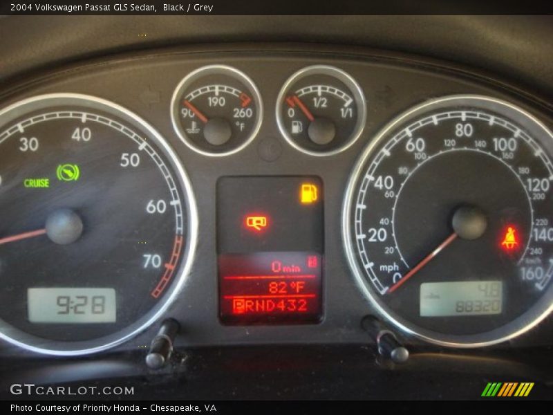 Black / Grey 2004 Volkswagen Passat GLS Sedan