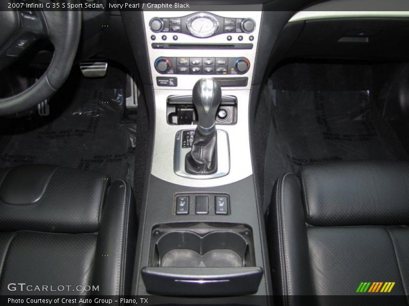 Controls of 2007 G 35 S Sport Sedan