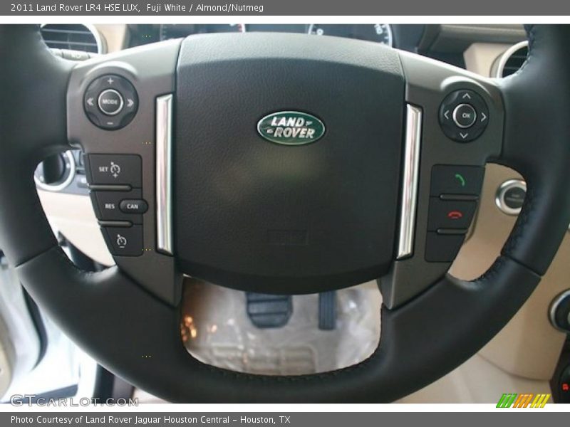 Fuji White / Almond/Nutmeg 2011 Land Rover LR4 HSE LUX