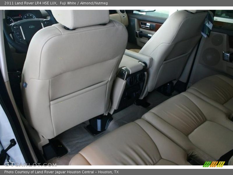 Fuji White / Almond/Nutmeg 2011 Land Rover LR4 HSE LUX
