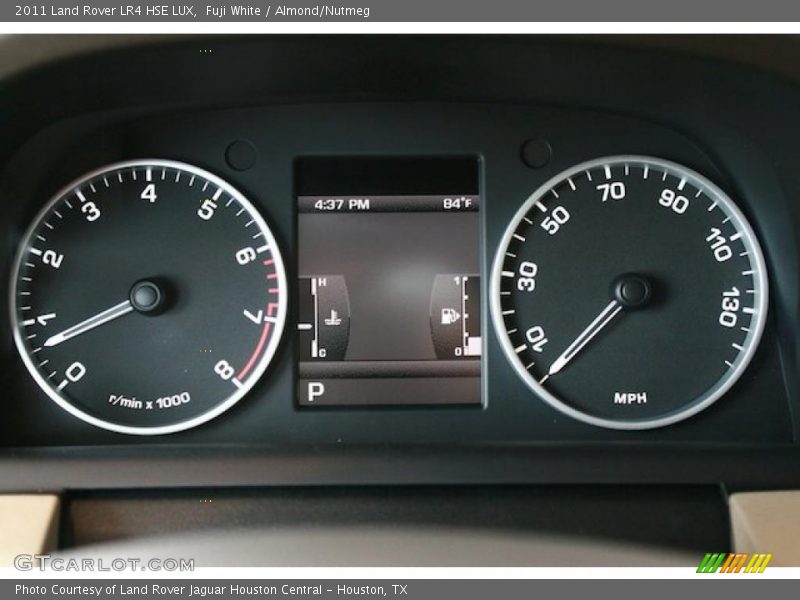 Fuji White / Almond/Nutmeg 2011 Land Rover LR4 HSE LUX