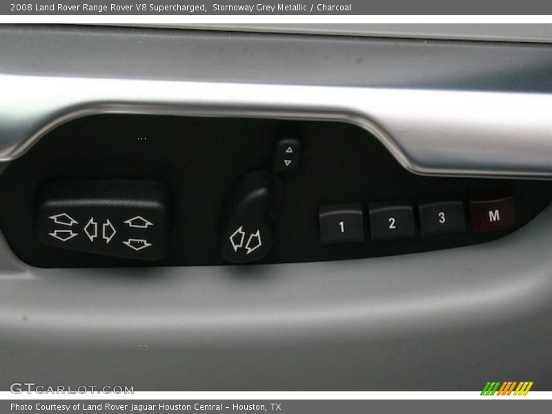 Controls of 2008 Range Rover V8 Supercharged