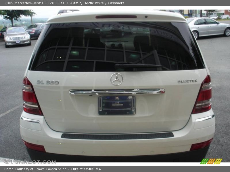 Arctic White / Cashmere 2009 Mercedes-Benz GL 320 BlueTEC 4Matic
