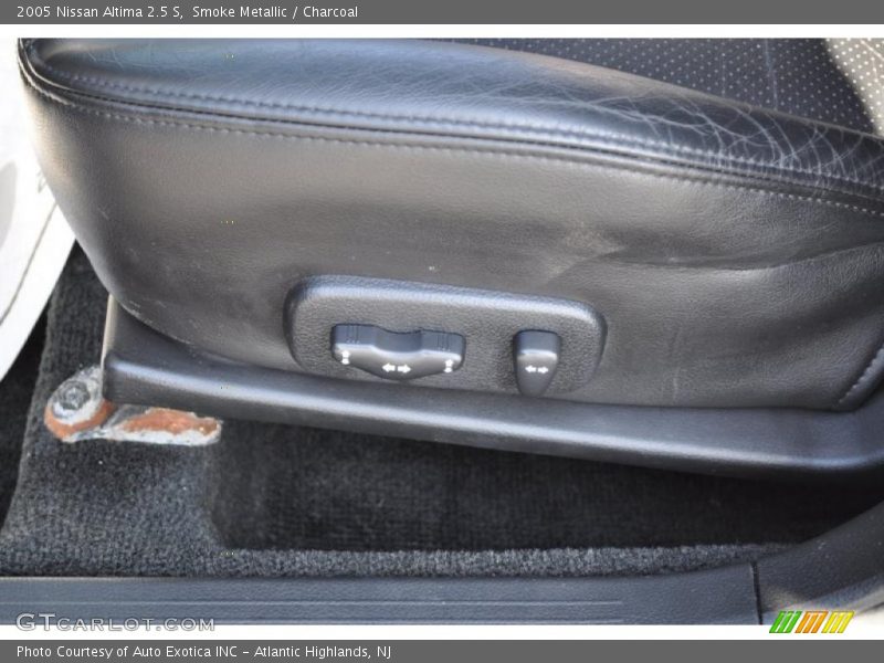 Smoke Metallic / Charcoal 2005 Nissan Altima 2.5 S