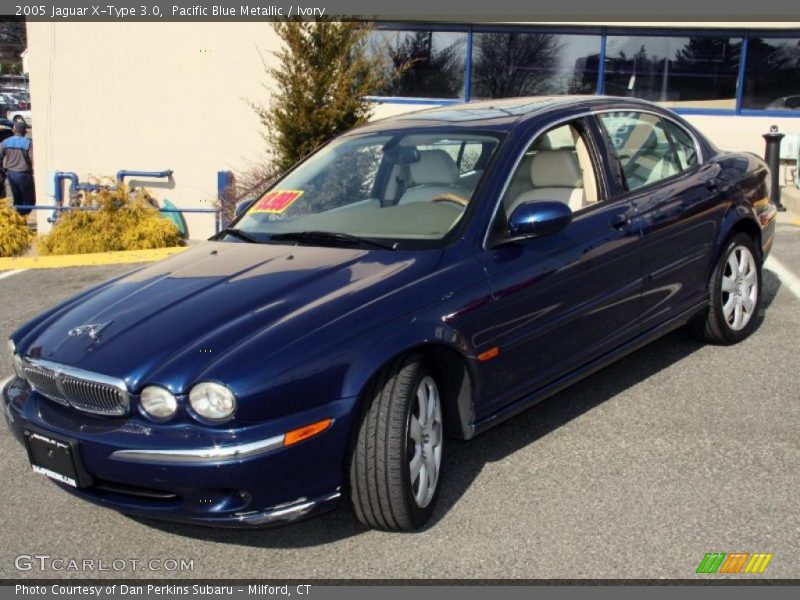 Pacific Blue Metallic / Ivory 2005 Jaguar X-Type 3.0