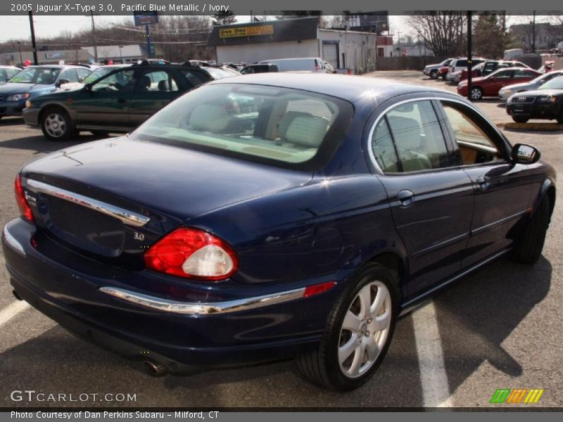 Pacific Blue Metallic / Ivory 2005 Jaguar X-Type 3.0