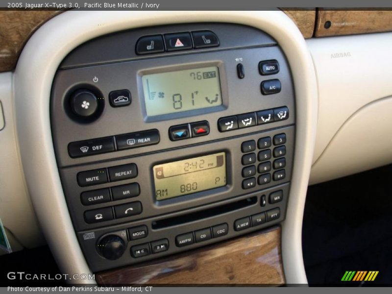 Controls of 2005 X-Type 3.0