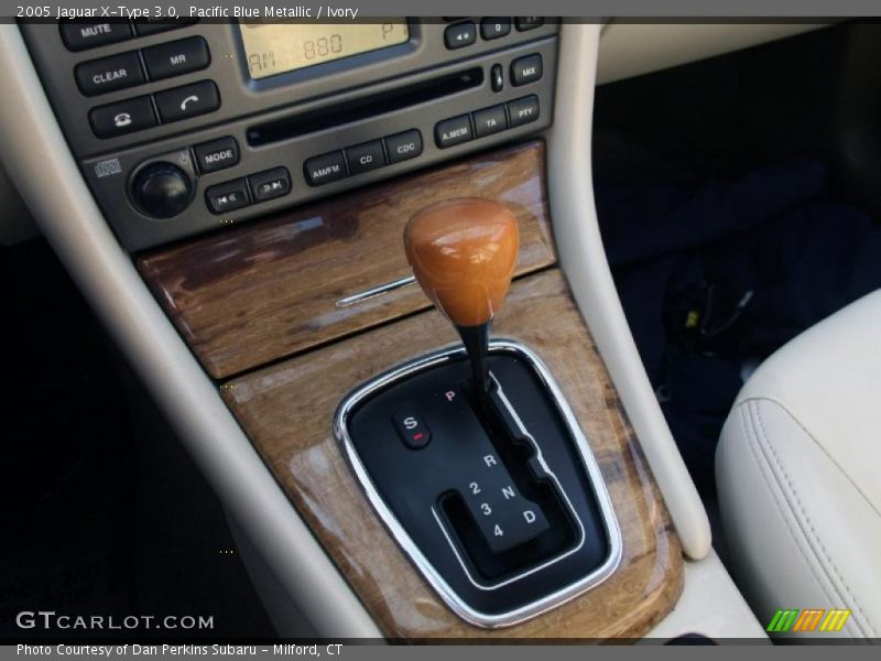  2005 X-Type 3.0 5 Speed Automatic Shifter