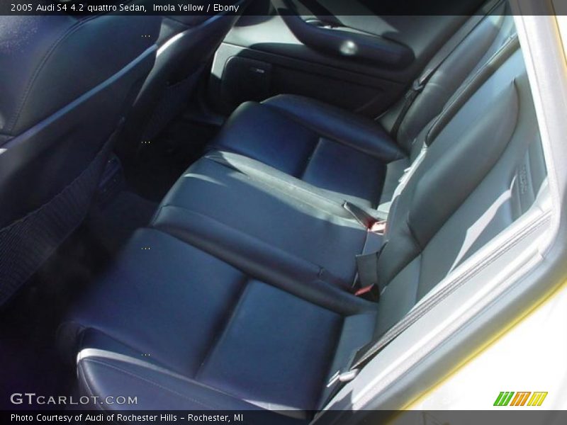  2005 S4 4.2 quattro Sedan Ebony Interior