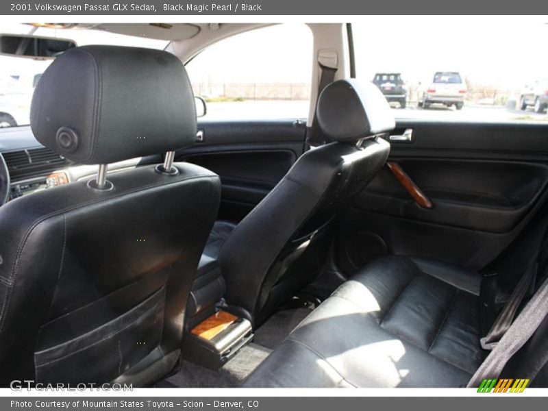 Black Magic Pearl / Black 2001 Volkswagen Passat GLX Sedan