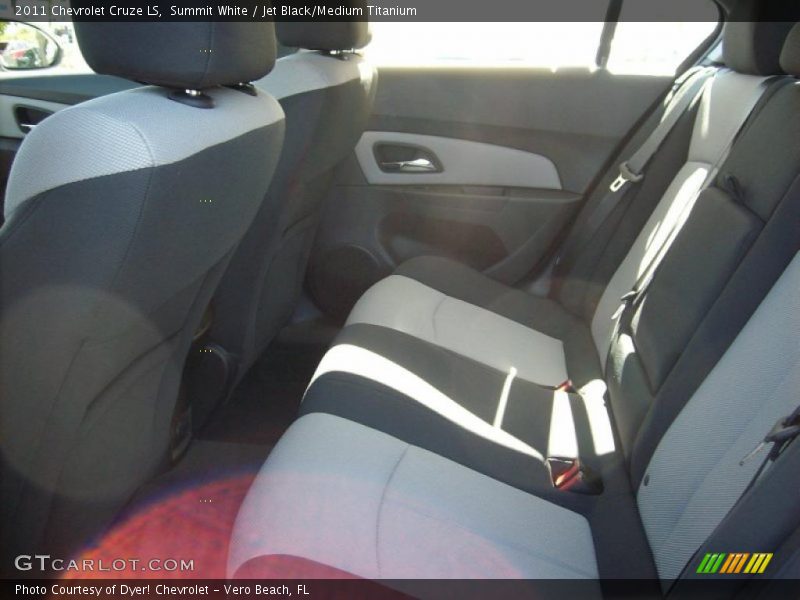 Summit White / Jet Black/Medium Titanium 2011 Chevrolet Cruze LS