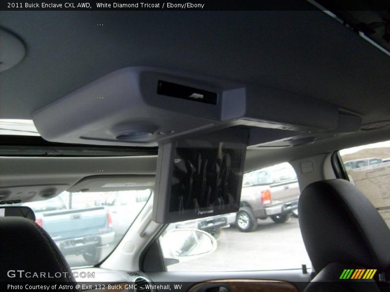 White Diamond Tricoat / Ebony/Ebony 2011 Buick Enclave CXL AWD