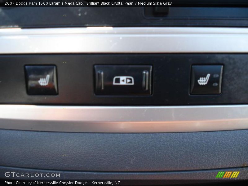 Brilliant Black Crystal Pearl / Medium Slate Gray 2007 Dodge Ram 1500 Laramie Mega Cab
