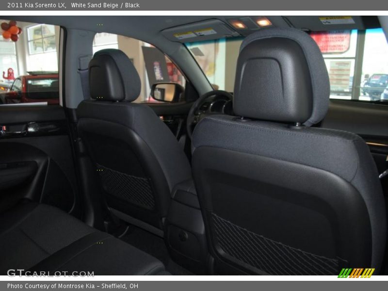 White Sand Beige / Black 2011 Kia Sorento LX