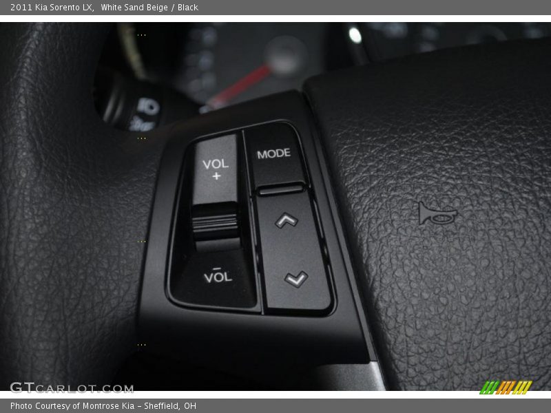White Sand Beige / Black 2011 Kia Sorento LX