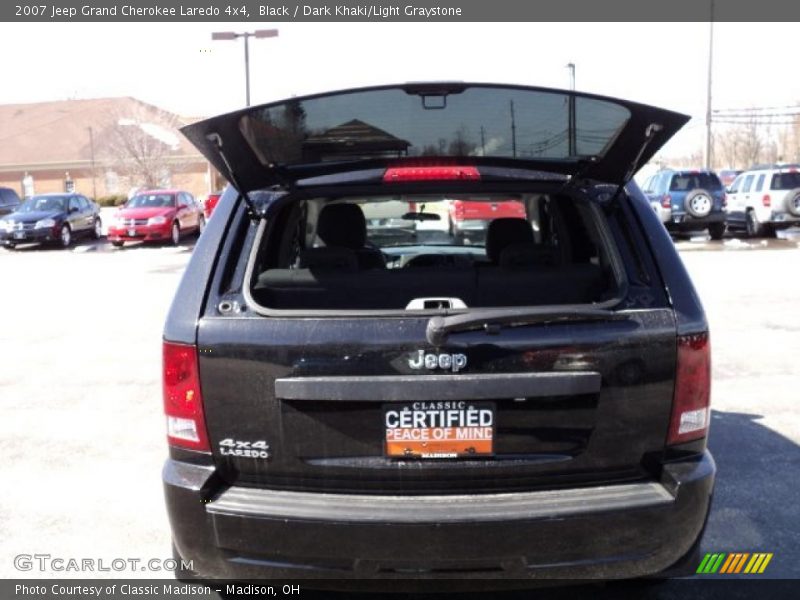 Black / Dark Khaki/Light Graystone 2007 Jeep Grand Cherokee Laredo 4x4