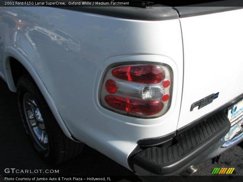 Oxford White / Medium Parchment 2001 Ford F150 Lariat SuperCrew