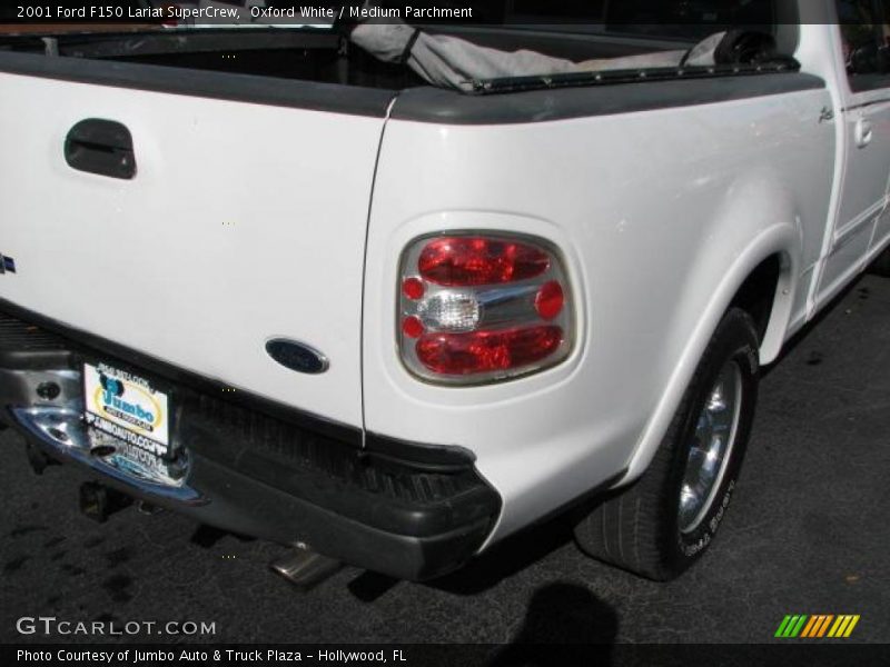 Oxford White / Medium Parchment 2001 Ford F150 Lariat SuperCrew