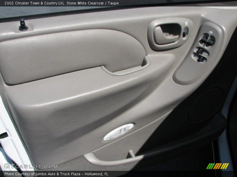 Stone White Clearcoat / Taupe 2002 Chrysler Town & Country LXi