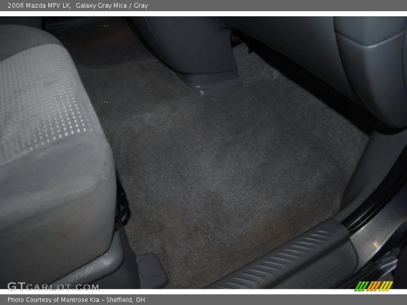 Galaxy Gray Mica / Gray 2006 Mazda MPV LX