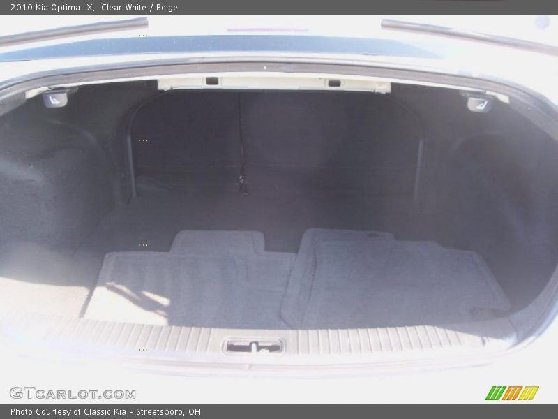 Clear White / Beige 2010 Kia Optima LX