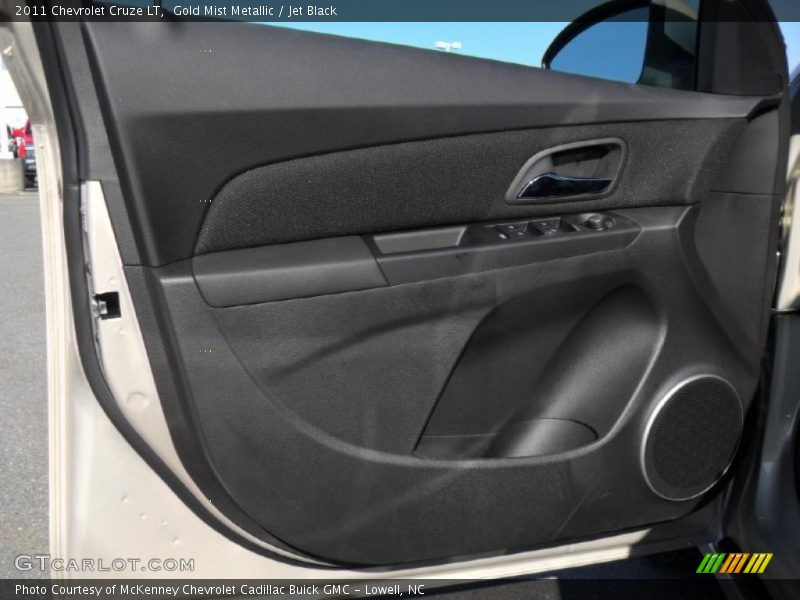 Gold Mist Metallic / Jet Black 2011 Chevrolet Cruze LT