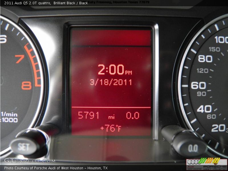 Brilliant Black / Black 2011 Audi Q5 2.0T quattro