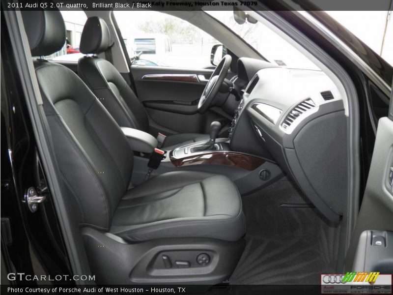 Brilliant Black / Black 2011 Audi Q5 2.0T quattro