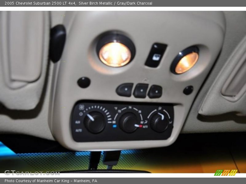 Silver Birch Metallic / Gray/Dark Charcoal 2005 Chevrolet Suburban 2500 LT 4x4