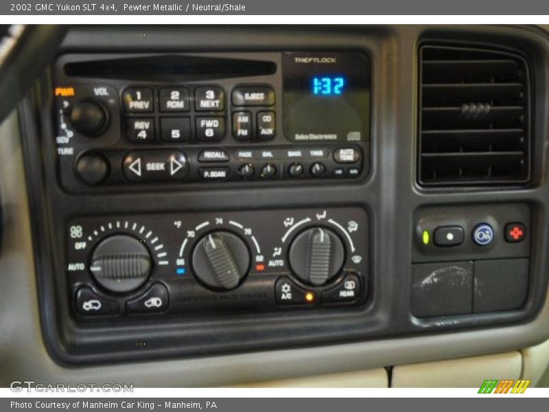 Pewter Metallic / Neutral/Shale 2002 GMC Yukon SLT 4x4