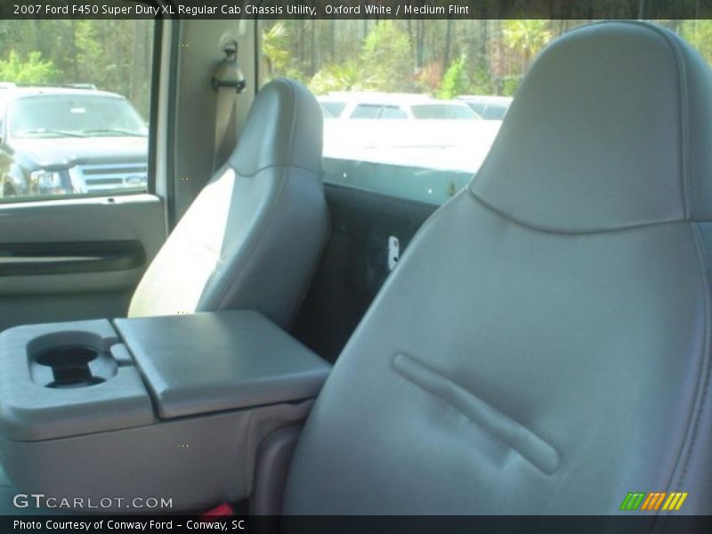 Oxford White / Medium Flint 2007 Ford F450 Super Duty XL Regular Cab Chassis Utility