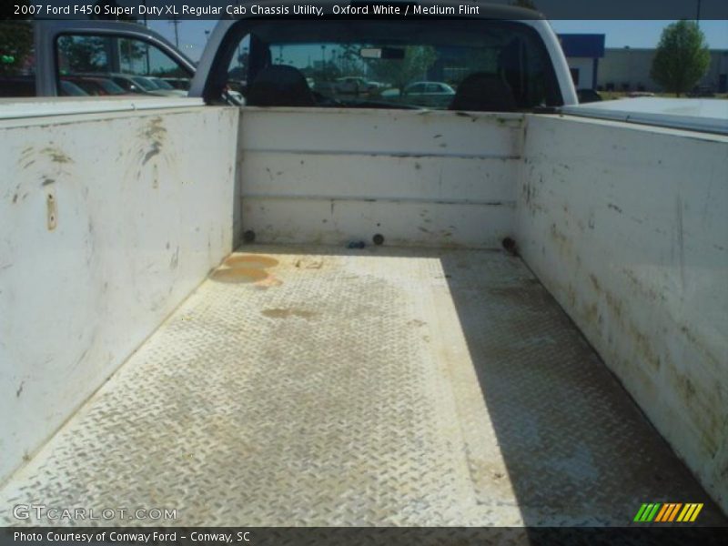 Oxford White / Medium Flint 2007 Ford F450 Super Duty XL Regular Cab Chassis Utility