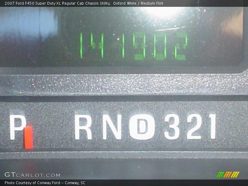 Oxford White / Medium Flint 2007 Ford F450 Super Duty XL Regular Cab Chassis Utility