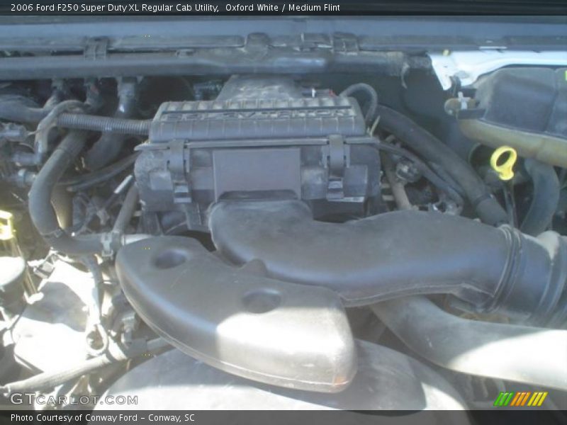Oxford White / Medium Flint 2006 Ford F250 Super Duty XL Regular Cab Utility
