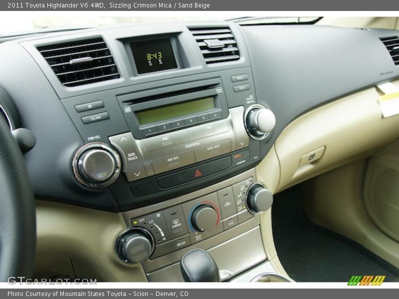 Dashboard of 2011 Highlander V6 4WD