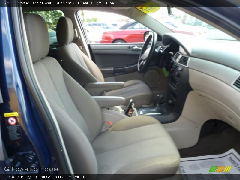  2005 Pacifica AWD Light Taupe Interior