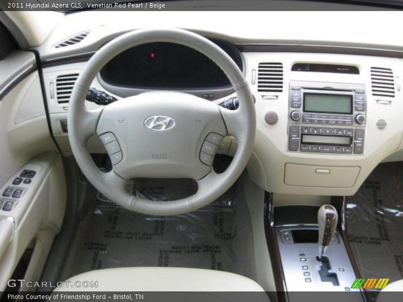 Dashboard of 2011 Azera GLS