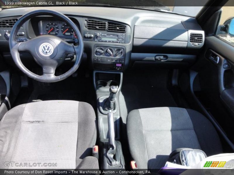 Dashboard of 1999 Cabrio GL