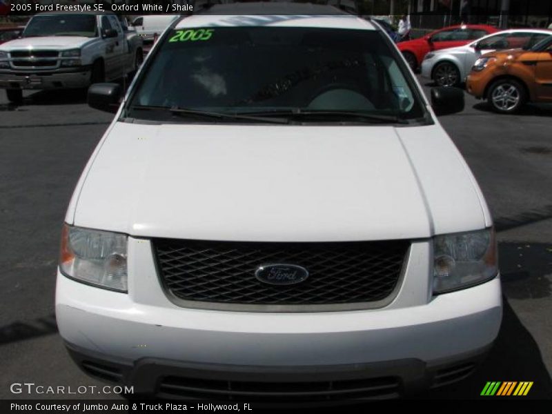 Oxford White / Shale 2005 Ford Freestyle SE