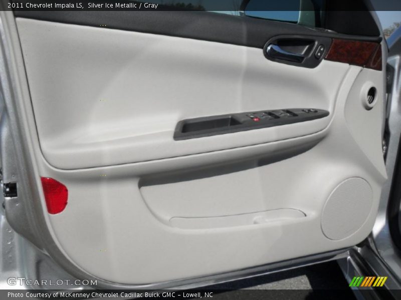 Silver Ice Metallic / Gray 2011 Chevrolet Impala LS